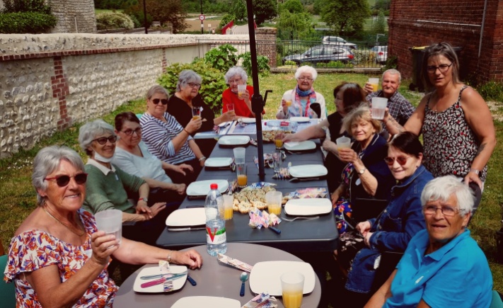 Repas Part'âges essaimage dans l'Eure